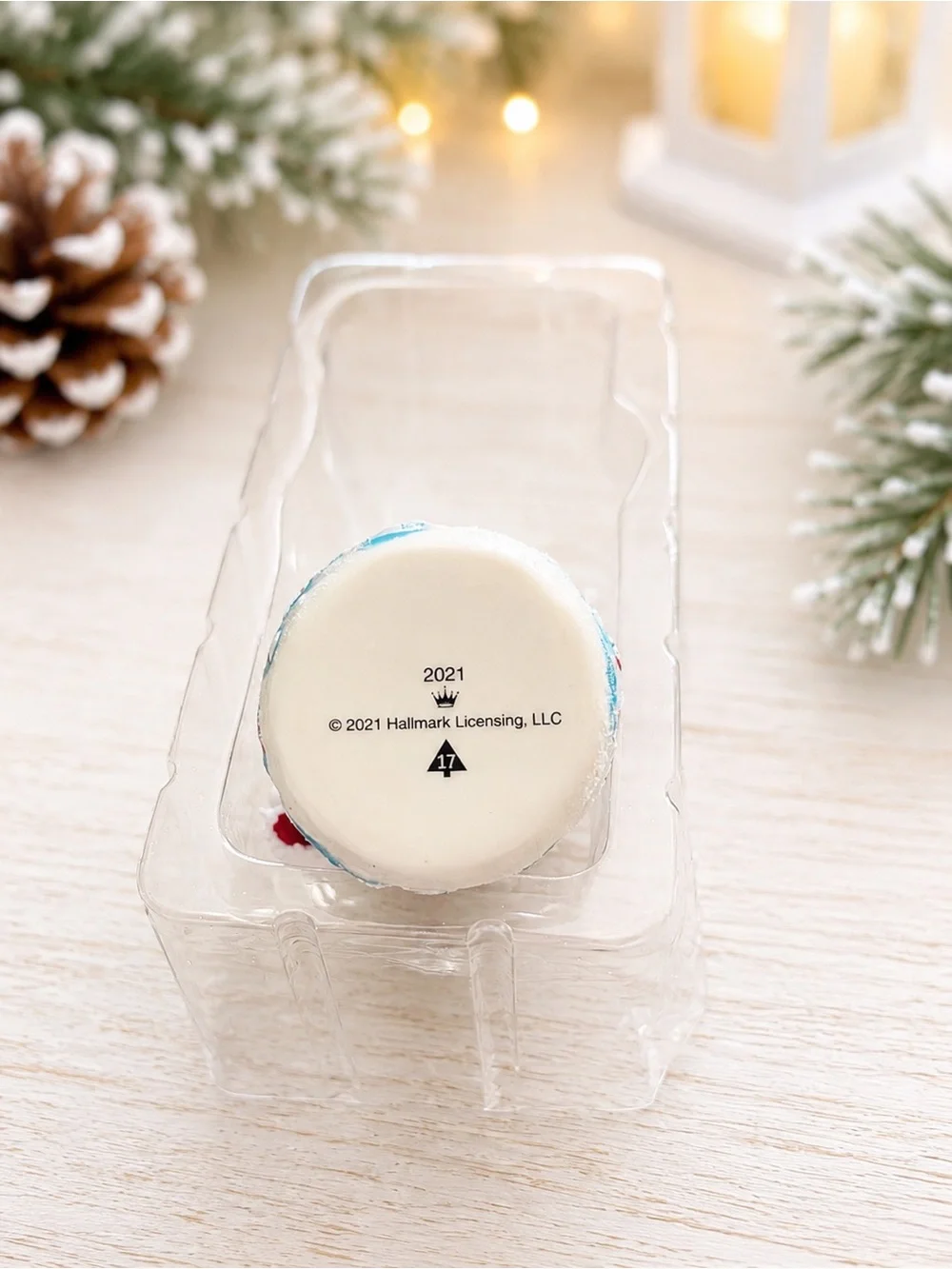 Hallmark Keepsake 2021 Whittaker Q. Snowden 17th Snowtop Lodge Ornament w/ Box
